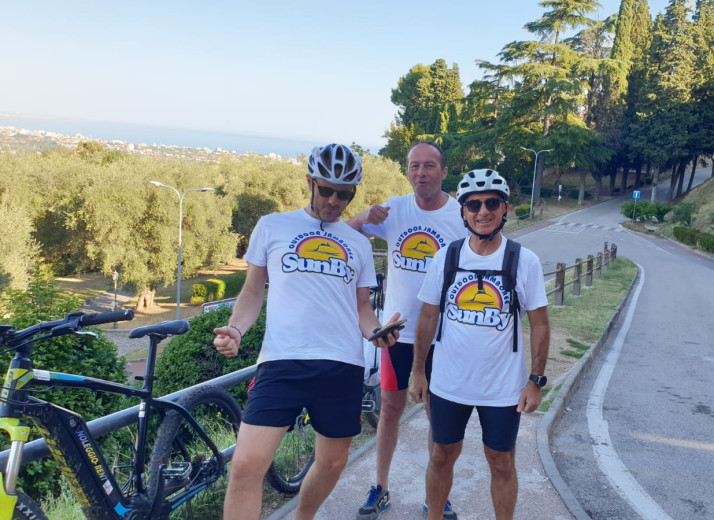 media.e5aff166-5db7-451b-abc9-ccc87706b94e