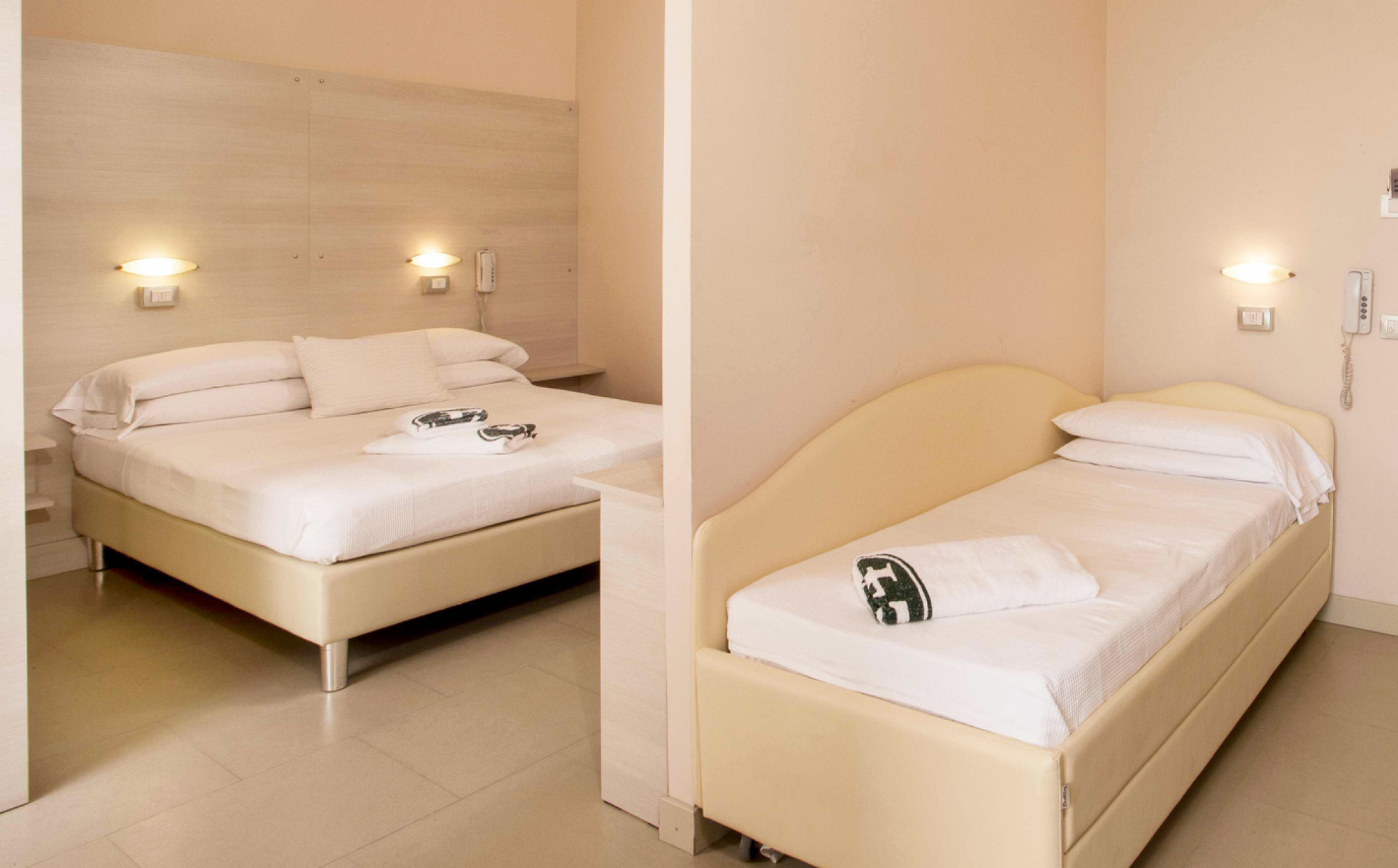 media.Slide-Suite-03-Hotel-Giovanna-Regina-Gabicce